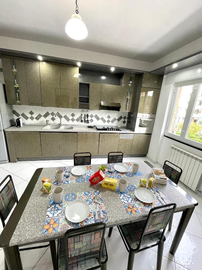 Madras Apartment Сан-Джорджо-а-Кремано Экстерьер фото